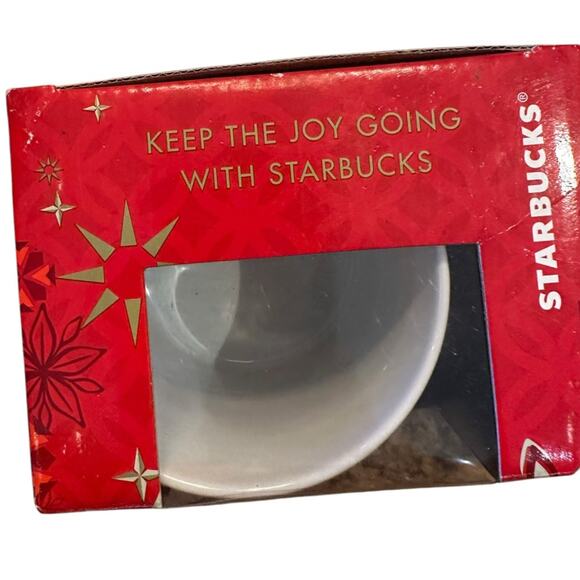 Starbucks’s 2013 Holiday Christmas Coffee Cup New in the Box - Picture 6 of 6